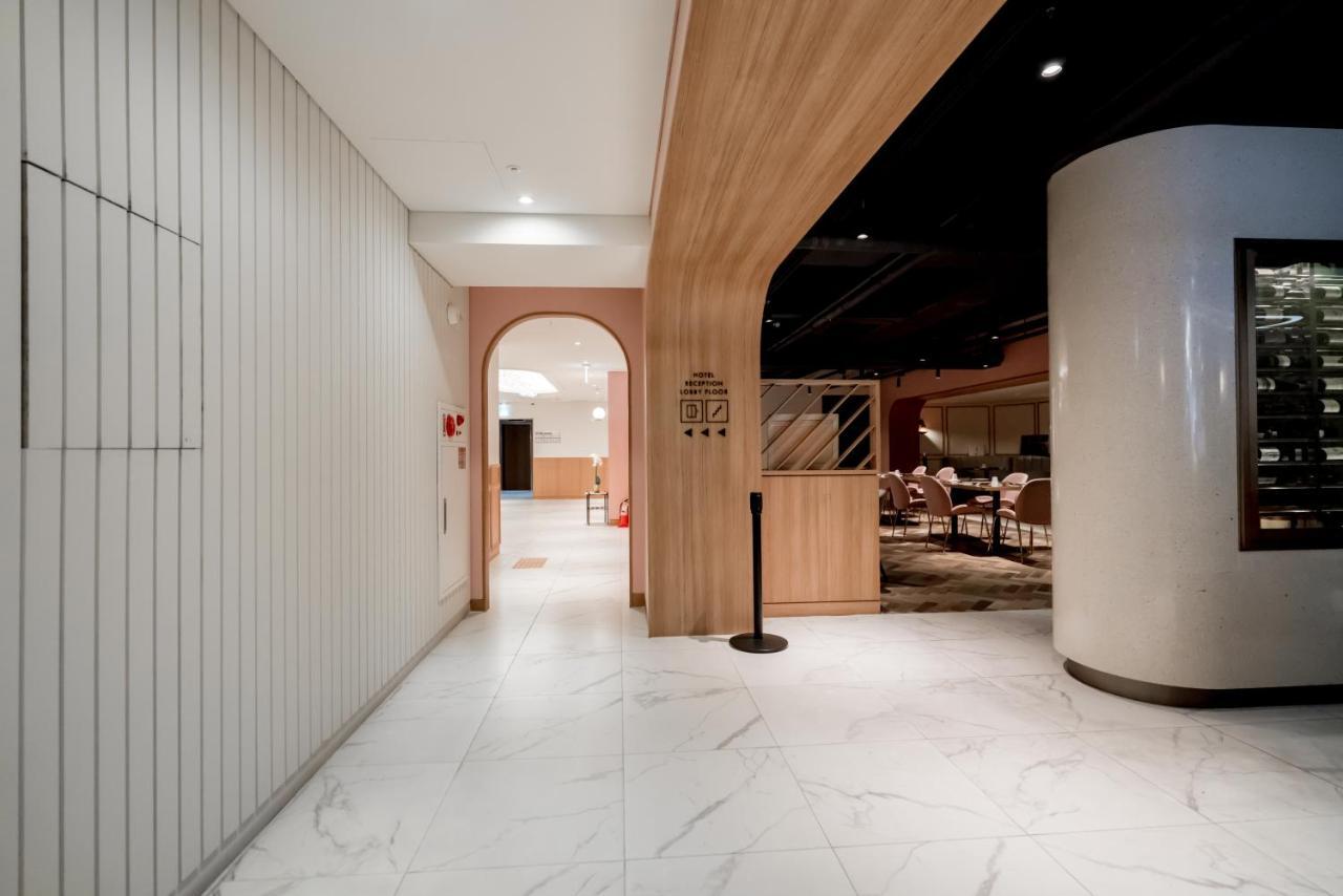 Oriens Hotel & Residences Myeongdong Seoul Exterior photo