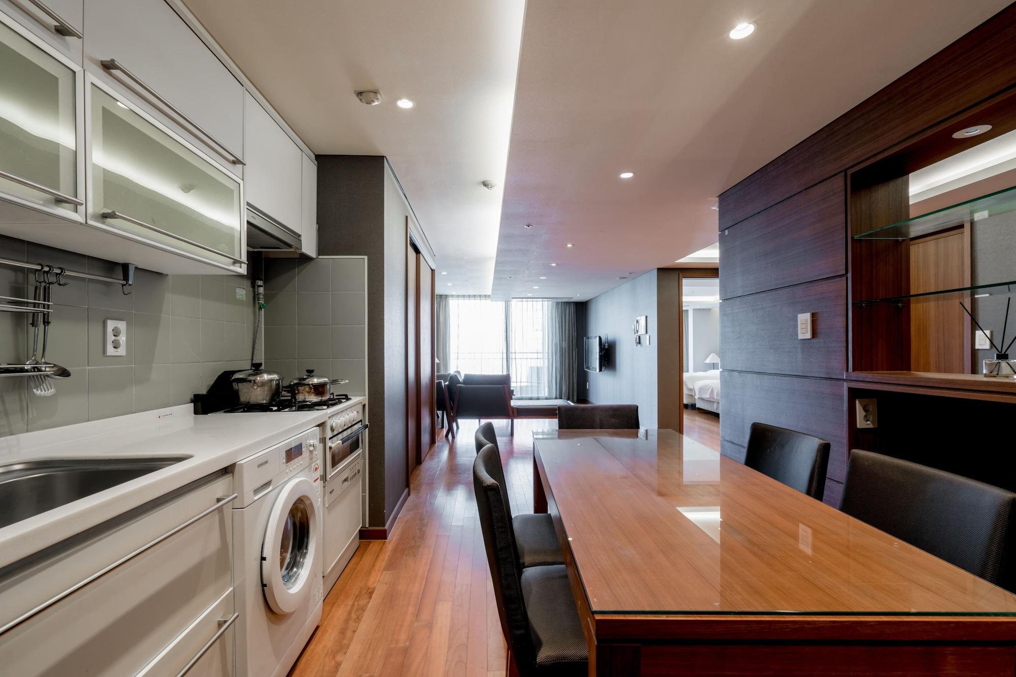 Oriens Hotel & Residences Myeongdong Seoul Exterior photo