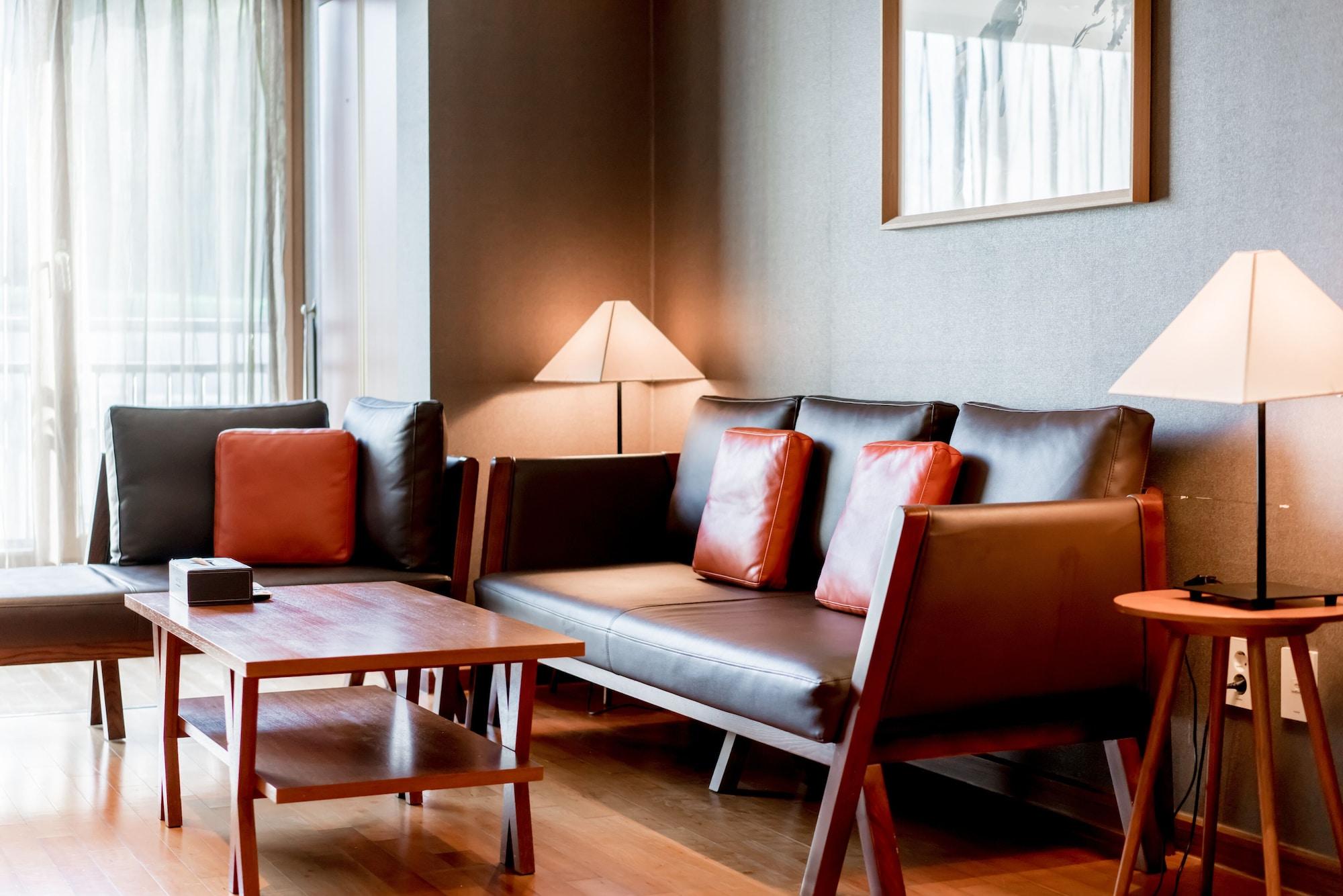 Oriens Hotel & Residences Myeongdong Seoul Exterior photo